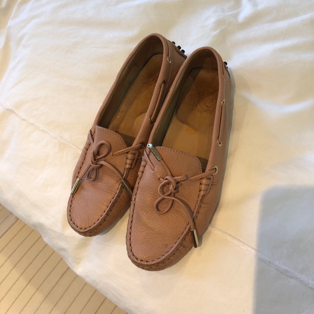 Tod’s driving Mocs